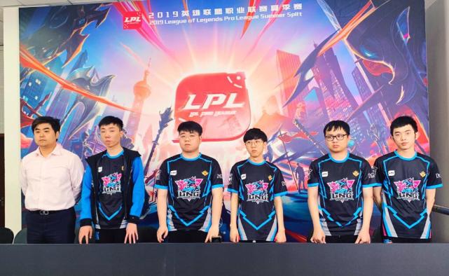 瞬间引发球 瞬间引发球