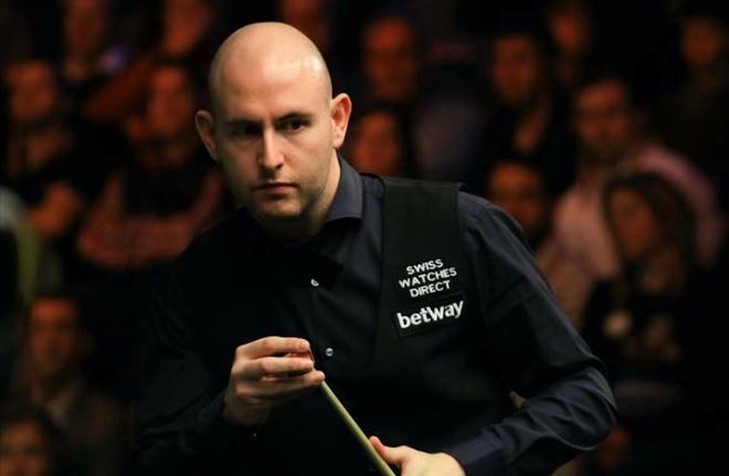 热情洋溢的 热情洋溢的