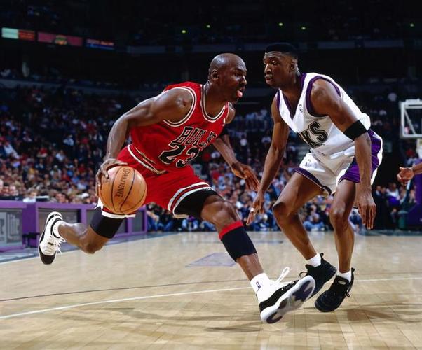 与球队整体 与球队整体