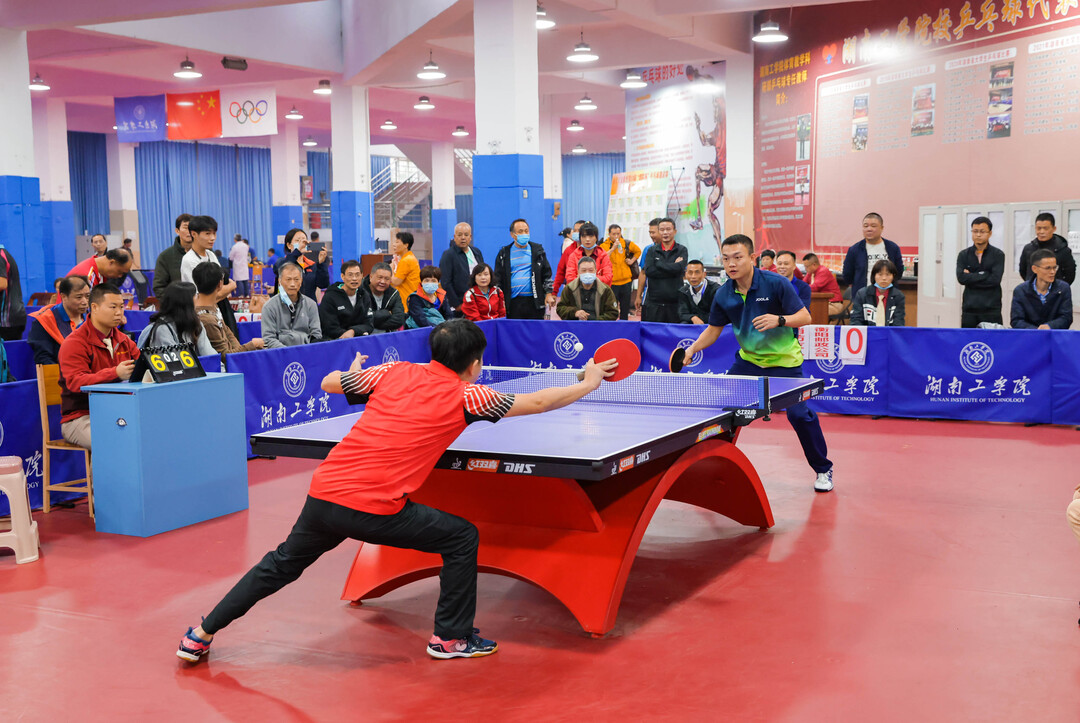 虽然两人并 虽然两人并