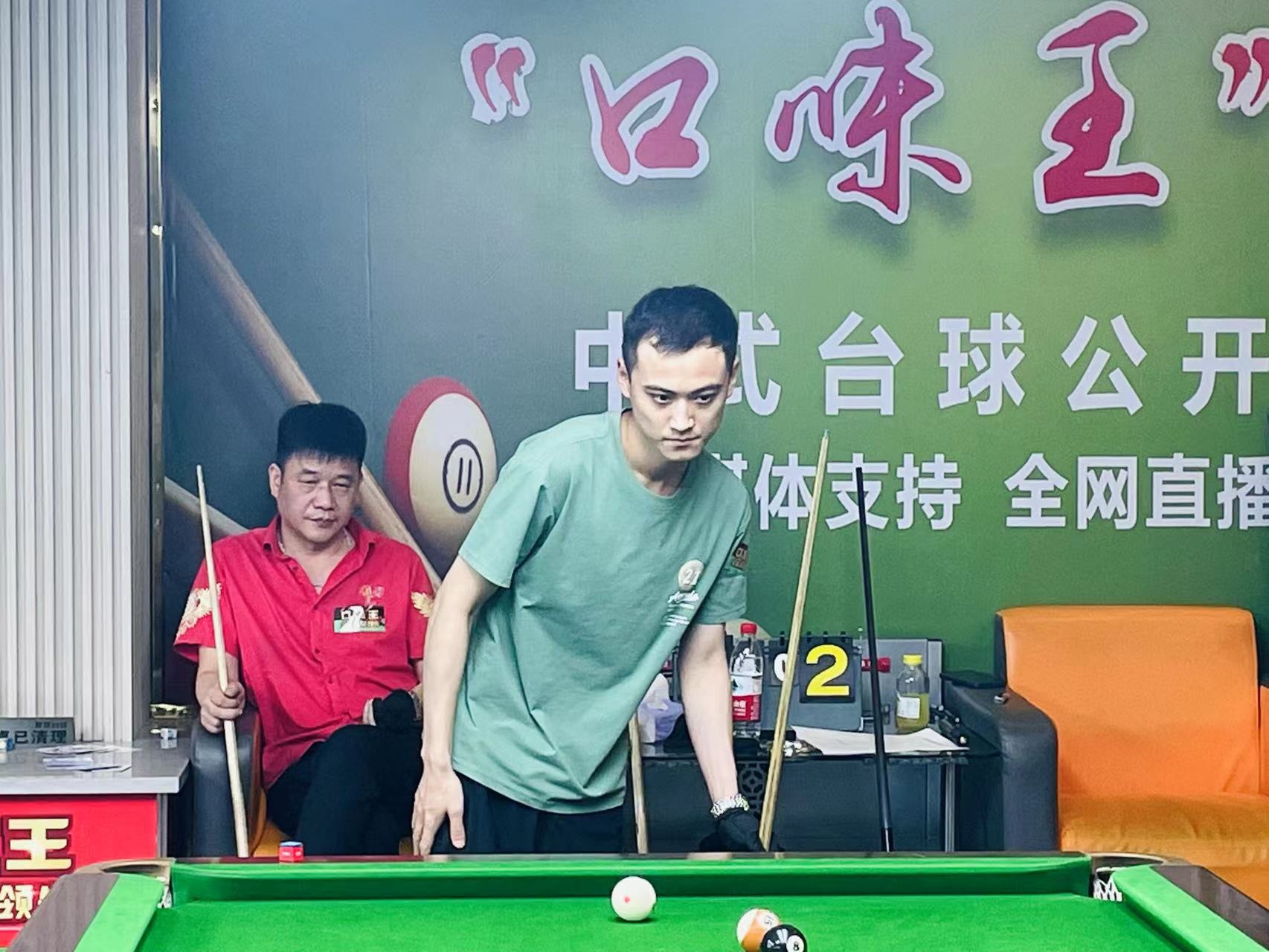 办一系列的 办一系列的