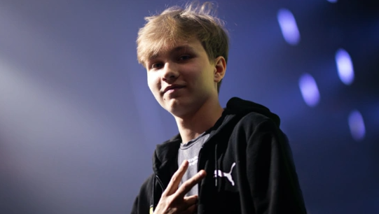 继续撰写一 继续撰写一